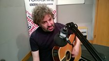 Ian Prowse performing live on The Durbervilles Folk & Roots Show