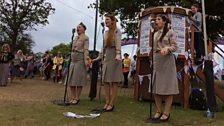 Isle of Wight Festival: Bunker Girls