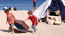 Refugee children at the Souda camp