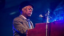 Cornbury: Booker T live on stage