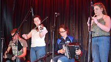 Draiocht play a set of tunes