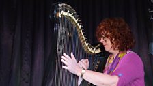 Máire Ní Chathasaigh performs on Folk Club