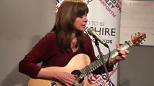 Sarah McQuaid in session on The Durbervilles Folk & Roots Show