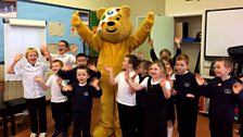 Thadhail Pudsey air Sgoil an Iochdair