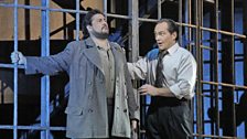 Marcelo Álvarez as des Grieux and Christopher Maltman as Lescaut