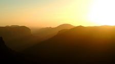 Between spring and summer in the Blue Mountains