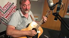 Nick Dow playing live on The Durbervilles Folk & Roots Show