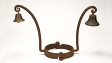 Slave collar with bells