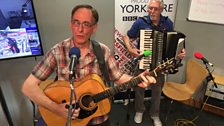 Hebric playing live on The Durbervilles Folk & Roots Show