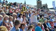 Hugo entertains the crowds in Portstewart