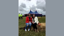 Sgioba Rapal, Janice Ann agus Emma aig an fhèis