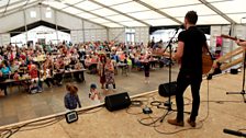 Derek Ryan entertaining the marquee