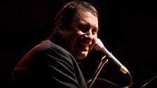 Jools Holland looked like he had a great time performing