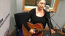 Edwina Hayes performing on The Durbervilles Folk & Roots Show