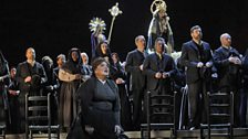 Ekaterina Semenchuk as Santuzza with the Metropolitan Opera Chorus