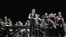 Roberto Alagna as Turiddu with the Metropolitan Opera Chorus