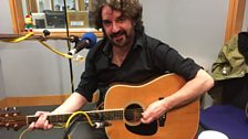 Ian Prowse playing in session on The Durbervilles Folk & Roots Show