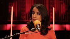 Journalist Nawal al-Maghafi leads the panel at the ˿ Arabic Festival