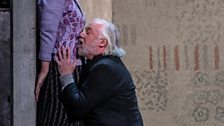 Eva-Maria Westbroek as Katerina Ismailova, John Tomlinson as Boris Ismailov