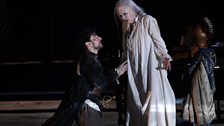 Anna Caterina Antonacci as Queen Elizabeth I & Leonardo Capalbo as Robert Devereux