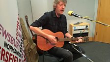 Jon Palmer playing live on The Durbervilles Folk & Roots Show