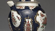 Teapot or punch pot made by Worcester Porcelain Factory, circa 1763-1770.