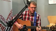 Dan Webster performing live on The Durbervilles Folk & Roots Show