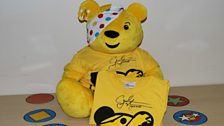 Signed Carl Frampton Pudsey T-Shirts