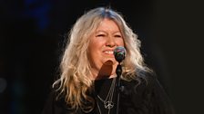 Woman to Woman - Judie Tzuke, Beverley Craven and Julia Fordham