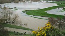 Morfa Rhuddlan wedi'r glaw mawr ddydd Sadwrn yr 16eg o Fawrth - Tudur Aled Llanelwy