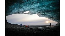 Uamh deighe aig sruth-deighe Breiðamerkurjökull