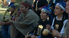 Khano Llaitul and his wife Rosita perform