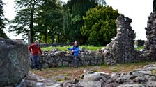 Sean-Eaglais Naomh Lúraigh