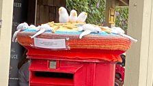 Woolly post box part two