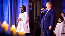 Naomi duets with Aled Jones