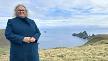 Shona NicDhòmhnaill, Tè-naidheachd