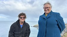 Shona NicDhòmhnailll agus Tom Carr, Tuathanach Glèidhteachais, Eilean Lundy