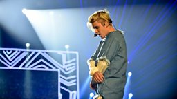 BBC Radio 1's Teen Awards — Pics Of Performances & More – Hollywood Life
