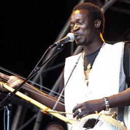 Sayé Mago Bana
