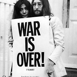 Happy Xmas (War Is Over) (feat. The Harlem Community Choir)