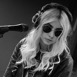 Make Me Wanna Die - Acoustic Version