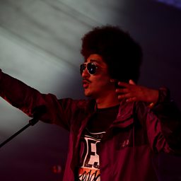 Remember Those Days (live at Glastonbury 2015) (Glastonbury 2015)