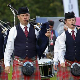 MacGregor of Rora / Mightmare on the Ring-Haddy Avenue / Peack follow the hen / Tricia's S