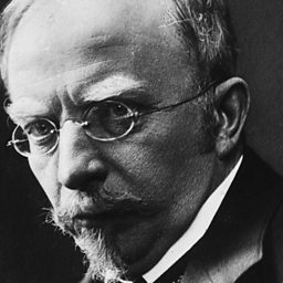 Suite for violin and orchestra in A minor