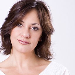 2 arias: "Io pur vi miro" & "Me sento 'na cosa"