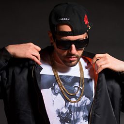 Soundkillaz (feat. Mark Hardy)