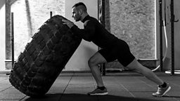 To throw one's weight behind someone or something 鼎力支持