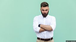 To rub someone up the wrong way 