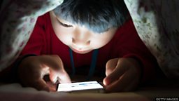 Is too much screen time bad for children? 使用屏幕时间过长对儿童有害吗？