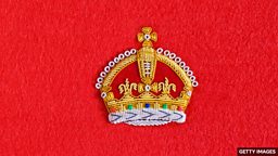 King Charles: New royal cypher revealed 英国国王查尔斯三世新皇家标志揭晓